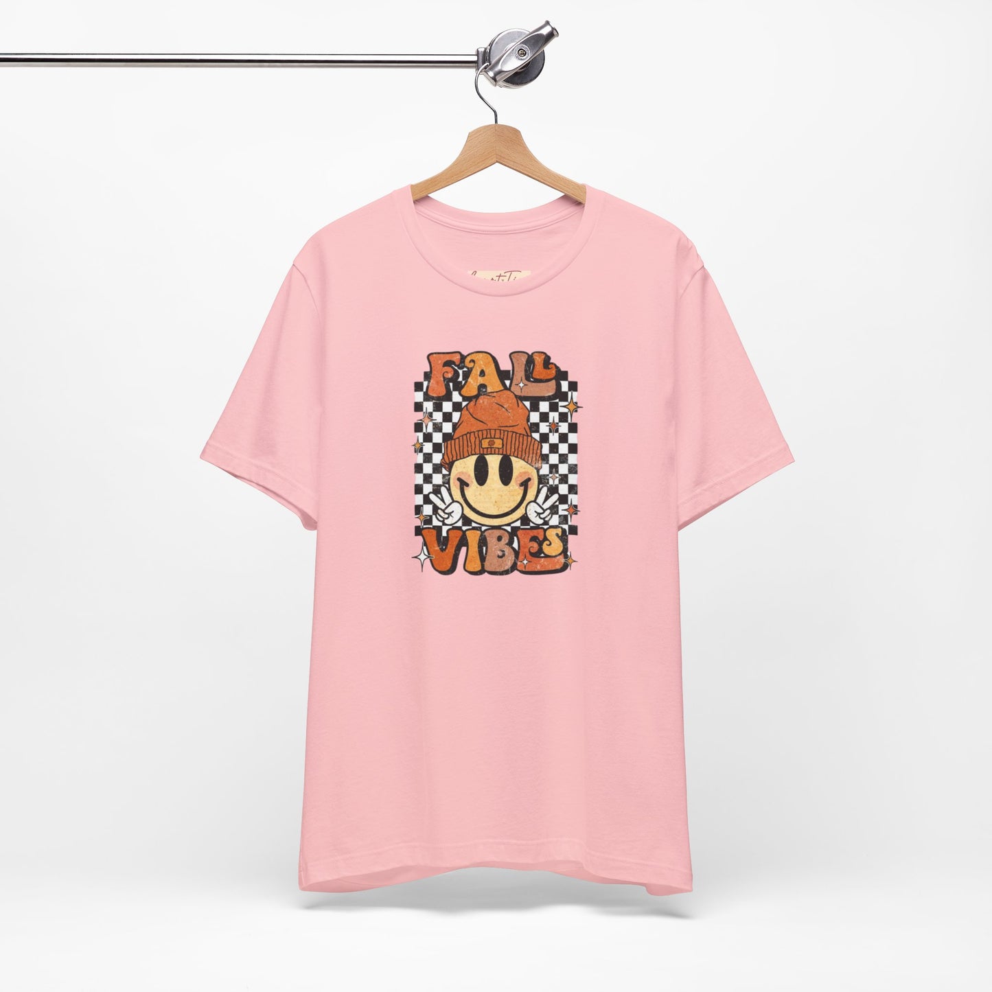 Fall Vibes Unisex Tee - Cozy Autumn Graphic T-Shirt