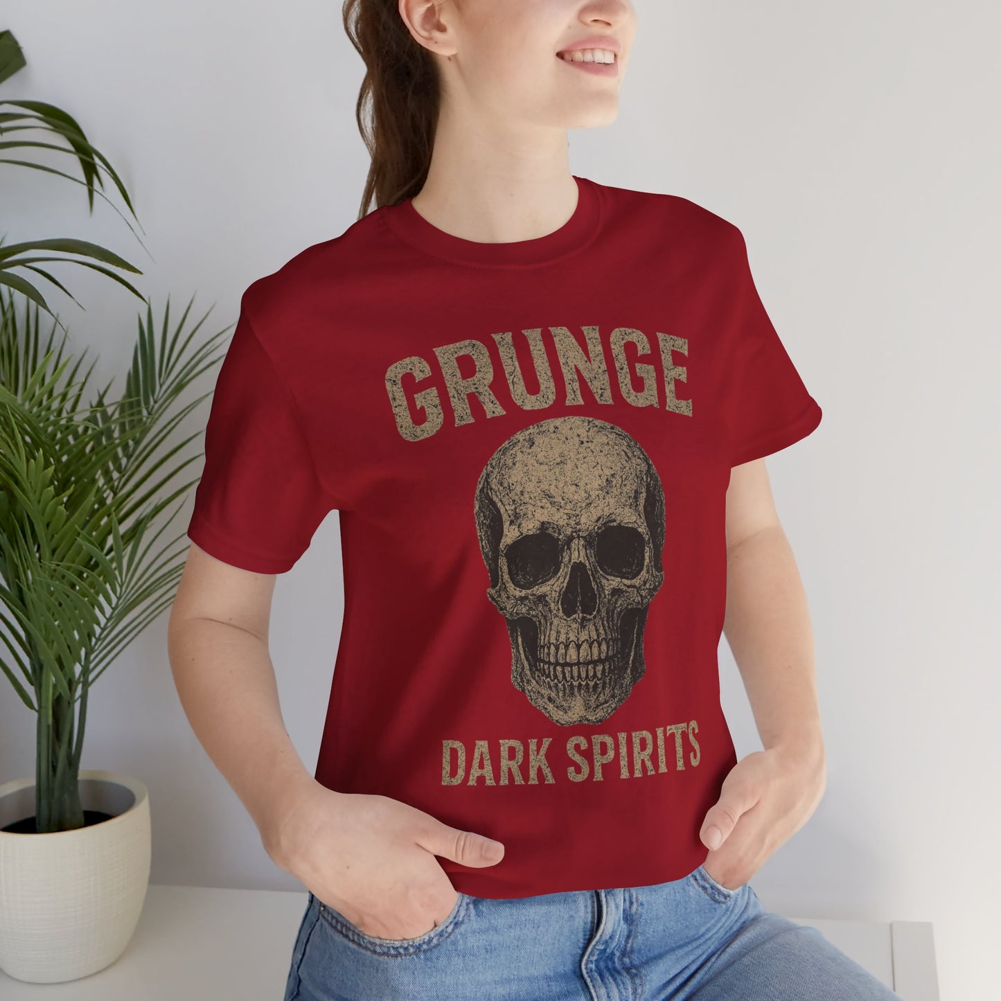 Grunge Skull Graphic Tee, Unisex T-Shirt for Music Lovers, Alternative Fashion, Casual Wear, Halloween Party, Vintage Style