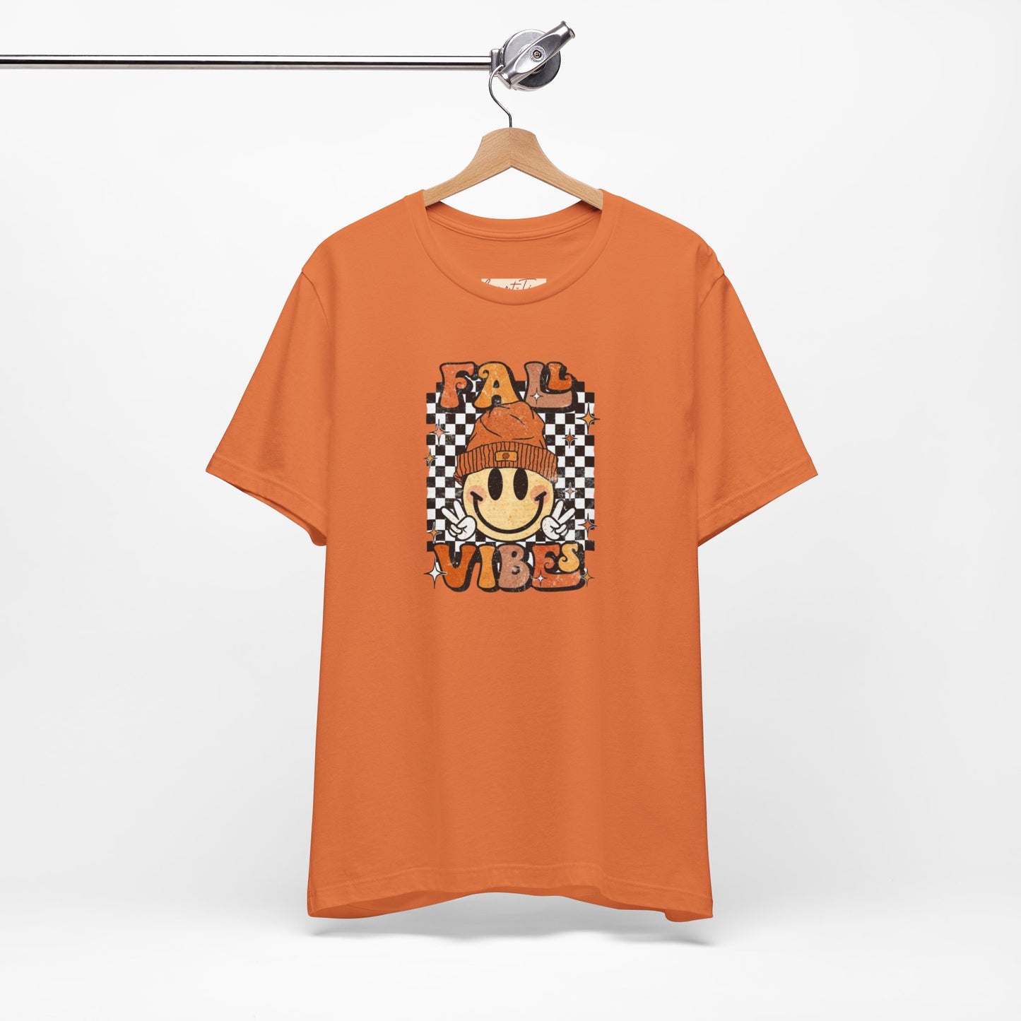 Fall Vibes Unisex Tee - Cozy Autumn Graphic T-Shirt
