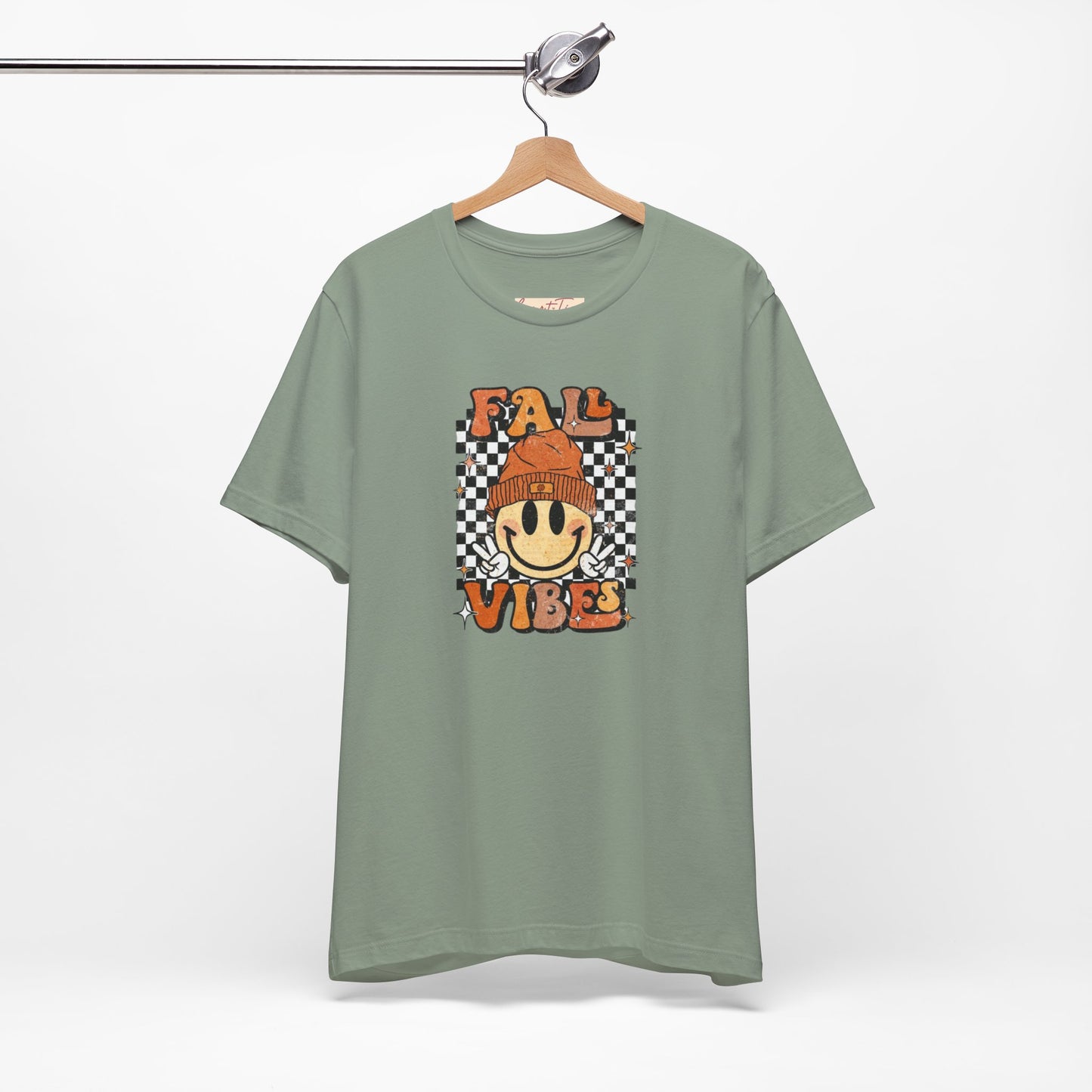 Fall Vibes Unisex Tee - Cozy Autumn Graphic T-Shirt