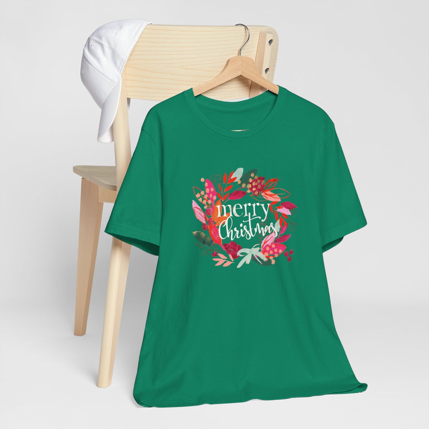 Merry Christmas Unisex Tee, Holiday Shirt, Gift for Him/Her, Festive T-Shirt, Cozy Christmas Wear, Seasonal Apparel